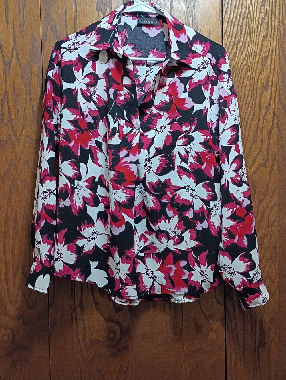 Rafaella Blouse with Black,Pink & White Floral Print.